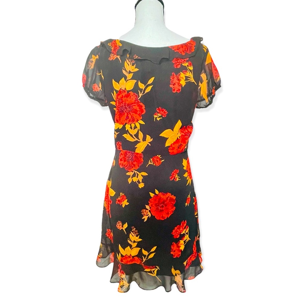 NWT LULUS Isla Mujeres Red and Black Floral Print Ruffled Dress Size Large - Picture 10 of 13